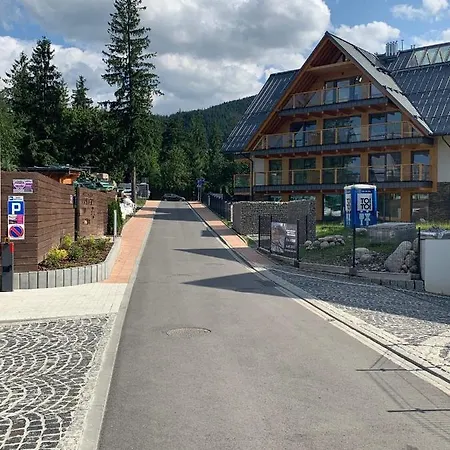 Aspen Deluxe Apartment
